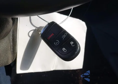 2014 Jeep Grand Cherokee Limited z USA, uszkodzony, nr VIN 1C4RJFBG5EC578294